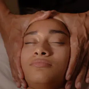 Ritual de Luminosidad (Masaje Facial) — imagen 1