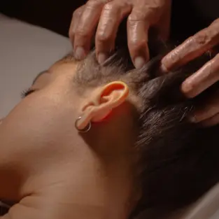 Ritual de Reconexión Capilar (Masaje Capilar)'s photo #1