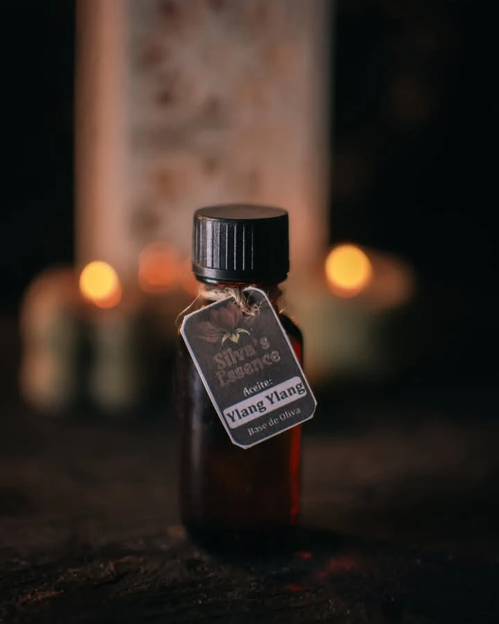 Aceite de Ylang Ylang's foto | SILVA'S ESSENCE |  BizneCubano